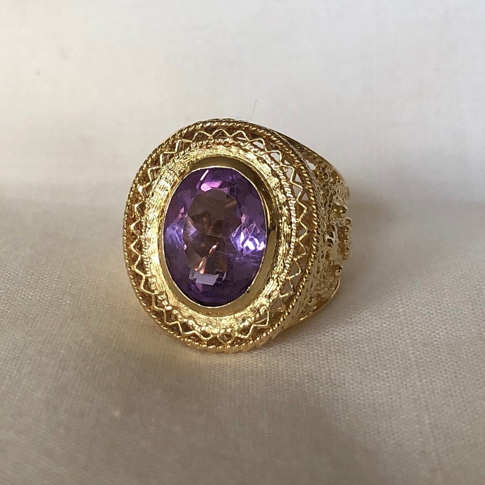 14k Gold ring with Amethyst
